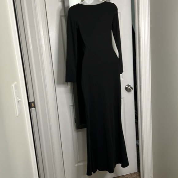Another chill women’s casual long black dress - Picture 4 of 4